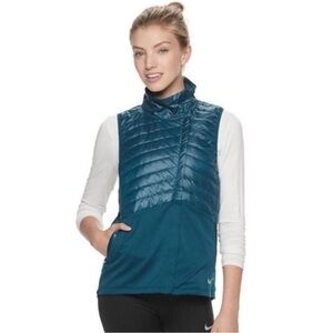 NWOT dark teal Nike Essentials Quilted Running Vest, small